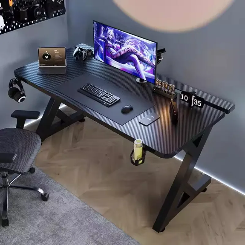 Desk Setup Black - Q ミニマリスト ブラック コンピューター デスク デザイン