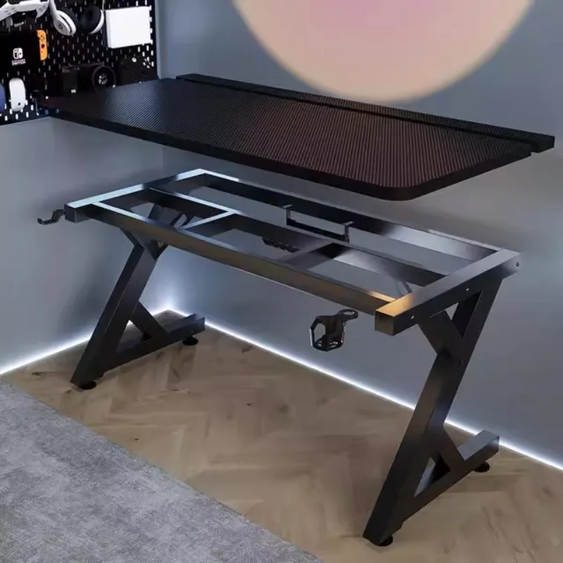 Q ミニマリスト ブラック コンピューター デスク デザイン - Desk Setup Black のレビューと価格