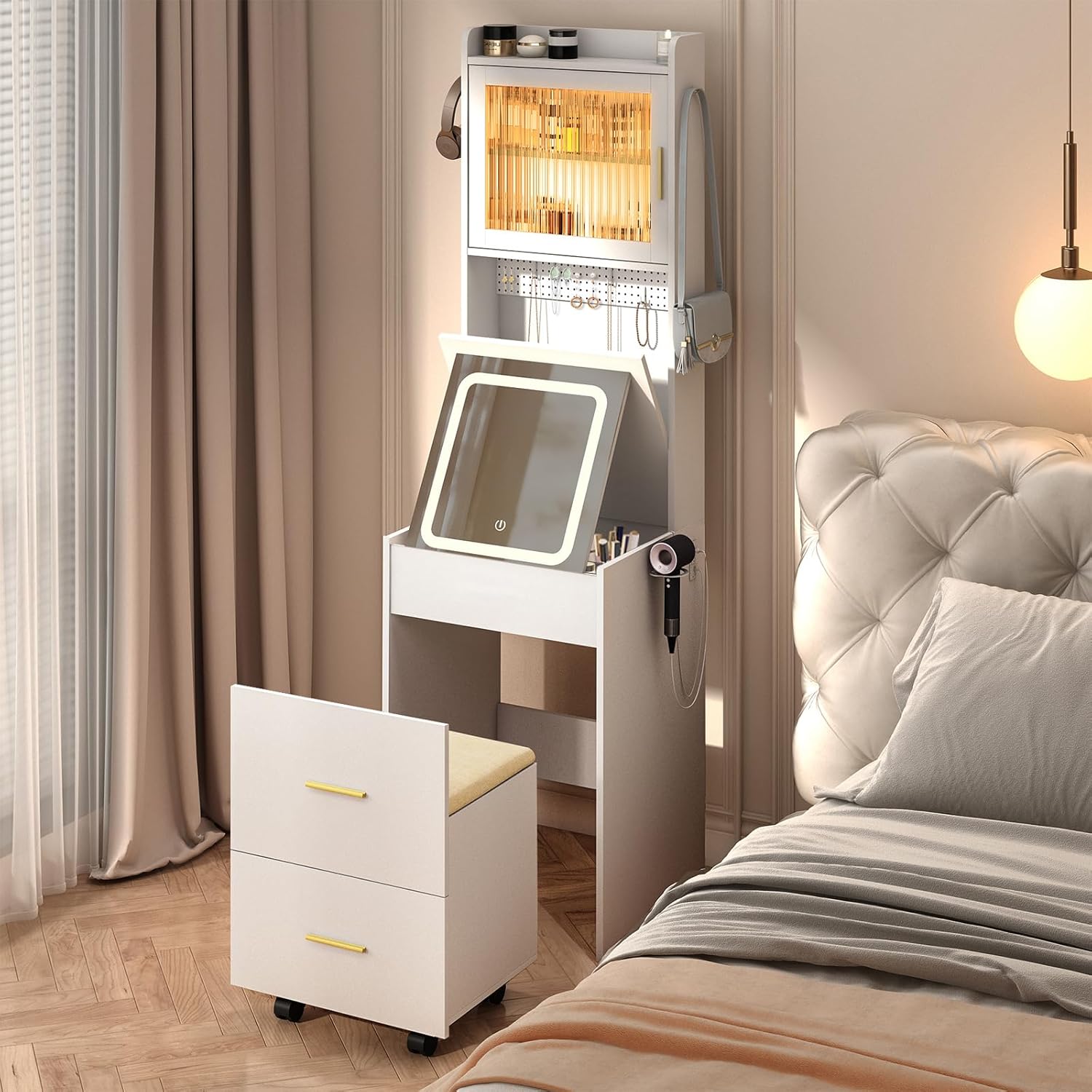 折りたたみ式パネル付き照明ミラー、隠し収納スツール充電ステー - Desk Setup Charging Station のレビューと価格
