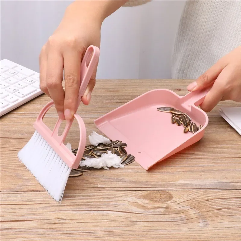 1セットミニちりとりブラシセットキーボードクリーニングほうき - Desk Setup Clean のレビューと価格