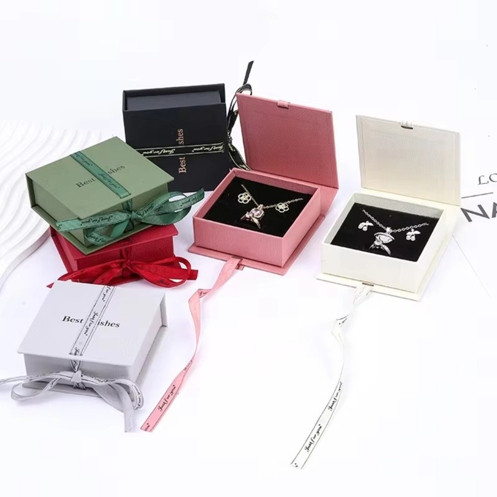 ポータブルペーパーリボン付きジュエリーボックス エレガントな - Ring Binder Box のレビューと価格